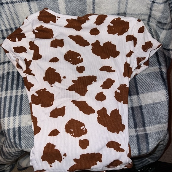 Cow Print Shirt - Picture 2 of 2